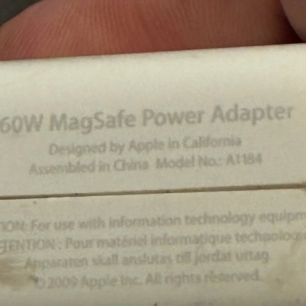 GENUINE OEM Apple A1184 60w Magsafe AC Power Adapter
